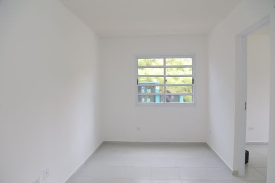Apartamento para alugar com 2 quartos, 55m² em Vila Carmosina, São Paulo