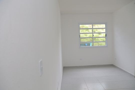Apartamento para alugar com 2 quartos, 55m² em Vila Carmosina, São Paulo