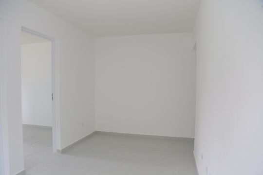 Apartamento para alugar com 2 quartos, 55m² em Vila Carmosina, São Paulo
