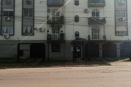 Fachada de apartamento à venda com 3 quartos, 92m² em Jardim do Salso, Porto Alegre