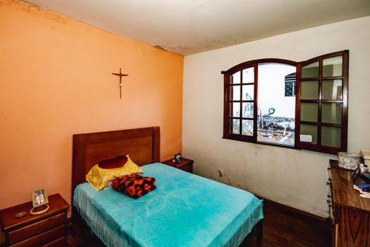 Casa para alugar com 4 quartos, 360m² em Glória, Belo Horizonte