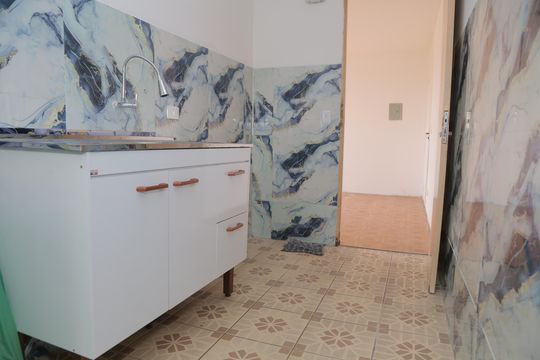 Cozinha de apartamento para alugar com 2 quartos, 40m² em Vila Brasil, São Paulo