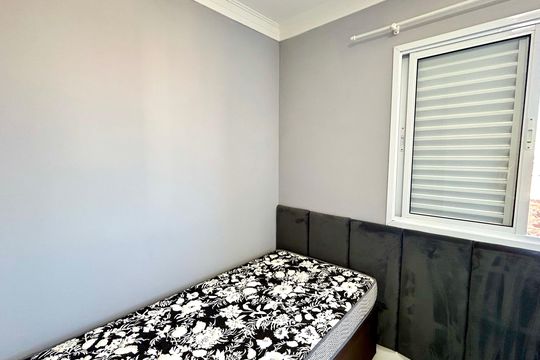 Quarto 1 de apartamento à venda com 2 quartos, 49m² em Jardim Flor da Montanha, Guarulhos