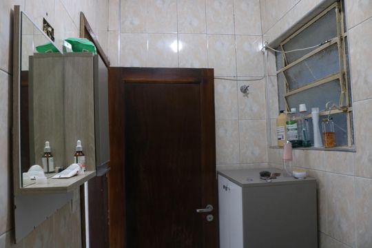 Banheiro de apartamento para alugar com 2 quartos, 78m² em Bom Retiro, São Paulo