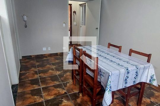 Casa à venda com 3 quartos, 200m² em Vila Nogueira, Campinas