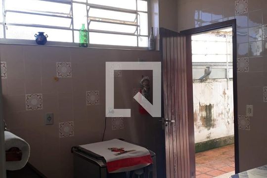 Casa à venda com 3 quartos, 200m² em Vila Nogueira, Campinas