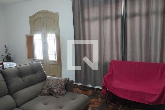 Casa à venda com 3 quartos, 200m² em Vila Nogueira, Campinas