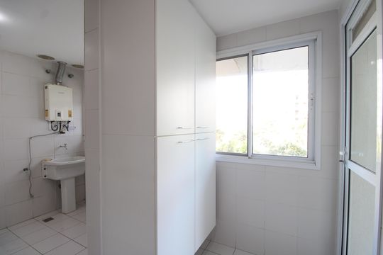 Cozinha de apartamento à venda com 3 quartos, 112m² em Barra Olímpica, Rio de Janeiro