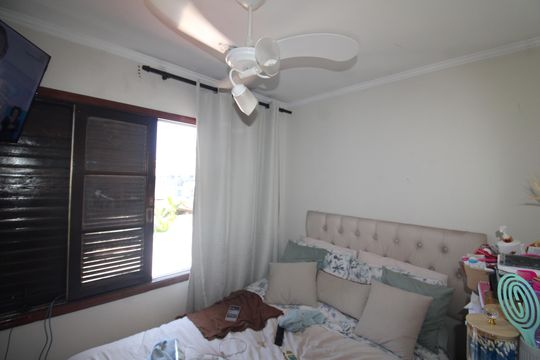 Casa à venda com 3 quartos, 110m² em Vila Santa Maria, São Paulo