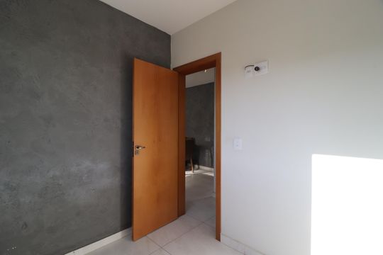 Quarto 1 de apartamento para alugar com 2 quartos, 53m² em Daniel Fonseca, Uberlândia