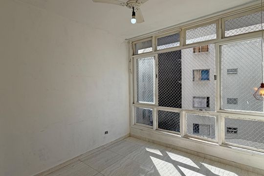 Quarto 1 de apartamento para alugar com 2 quartos, 66m² em José Menino, Santos
