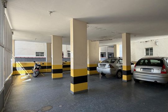 Garagem de apartamento para alugar com 2 quartos, 66m² em José Menino, Santos