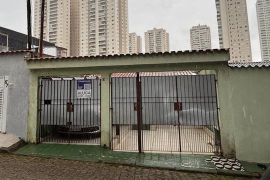 Fachada  de casa para alugar com 3 quartos, 151m² em Baeta Neves, São Bernardo do Campo
