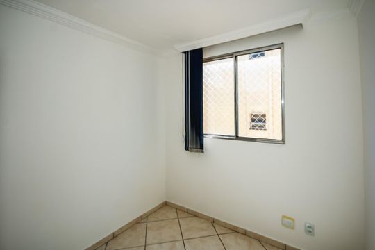 Apartamento para alugar com 2 quartos, 48m² em Floramar, Belo Horizonte