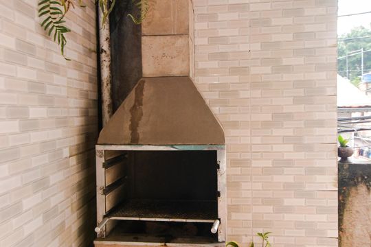 Churrasqueira de casa à venda com 1 quarto, 136m² em Jardim Santa Maria, Guarulhos