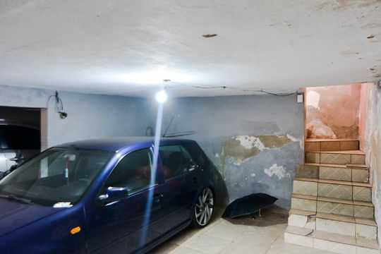 Garagem de casa à venda com 1 quarto, 136m² em Jardim Santa Maria, Guarulhos