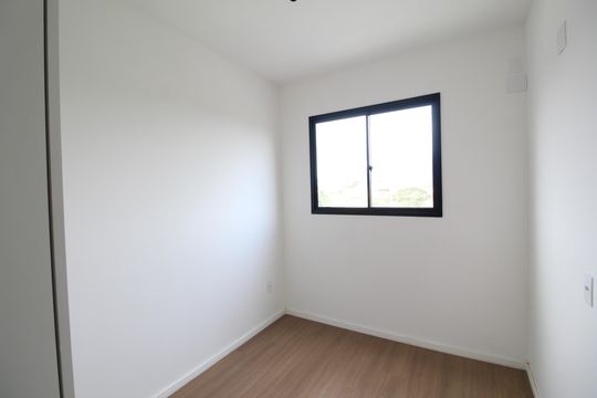 Quarto 1 de apartamento para alugar com 2 quartos, 43m² em Barra Olímpica, Rio de Janeiro