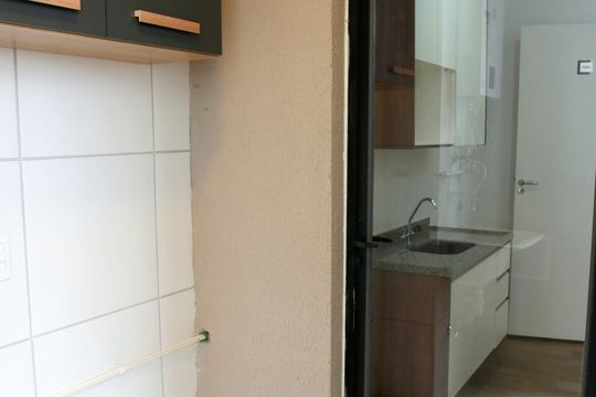 Cozinha de apartamento para alugar com 2 quartos, 40m² em Usina Piratininga, São Paulo