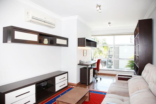 Sala Estar de apartamento para alugar com 1 quarto, 60m² em Auxiliadora, Porto Alegre