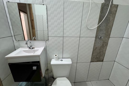 Banheiro de casa para alugar com 2 quartos, 90m² em Conceicao, Osasco