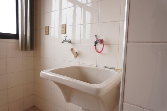 Área de Serviço de apartamento para alugar com 2 quartos, 70m² em Parque Arnold Schimidt, São Carlos