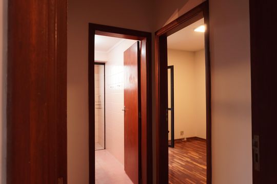 Quartos e banheiro de apartamento para alugar com 2 quartos, 70m² em Parque Arnold Schimidt, São Carlos