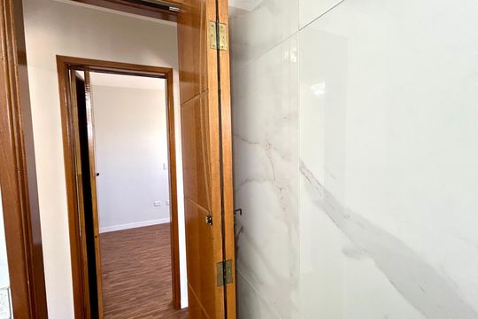 Banheiro de apartamento para alugar com 2 quartos, 46m² em Vila Nova Bonsucesso, Guarulhos