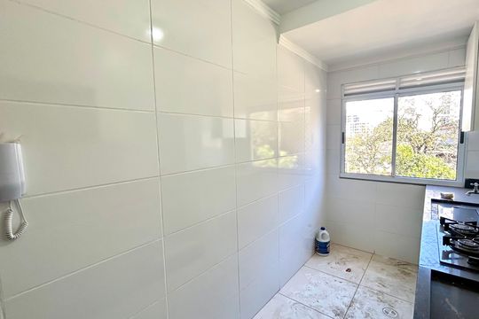 Cozinha de apartamento para alugar com 2 quartos, 46m² em Vila Nova Bonsucesso, Guarulhos