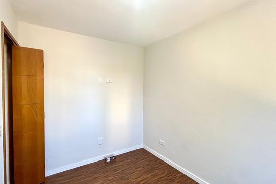 Quarto 1 de apartamento para alugar com 2 quartos, 46m² em Vila Nova Bonsucesso, Guarulhos
