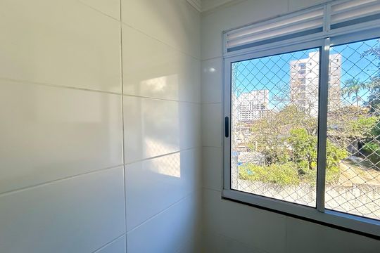 Área de Serviço de apartamento para alugar com 2 quartos, 46m² em Vila Nova Bonsucesso, Guarulhos