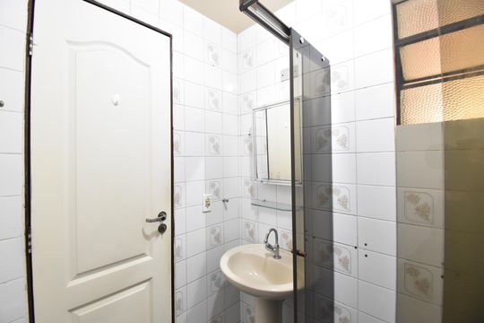 Banheiro de casa para alugar com 3 quartos, 100m² em Cajuru, Curitiba