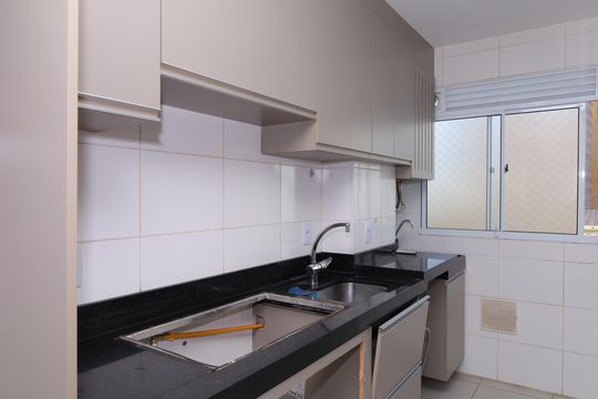 Cozinha de apartamento à venda com 2 quartos, 42m² em Colônia (zona Leste), São Paulo