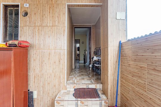 Área externa de casa à venda com 5 quartos, 160m² em Inamar, Diadema