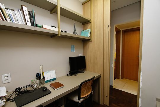 Escritório de apartamento à venda com 3 quartos, 107m² em Serra, Belo Horizonte