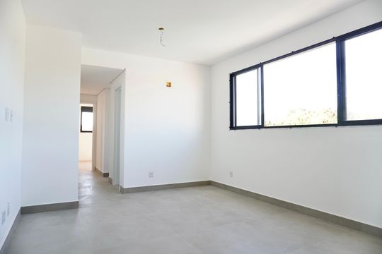 Sala de apartamento à venda com 3 quartos, 90m² em Calafate, Belo Horizonte
