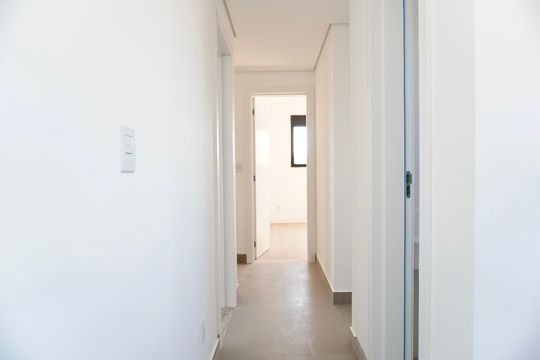 Corredor de apartamento à venda com 3 quartos, 90m² em Calafate, Belo Horizonte