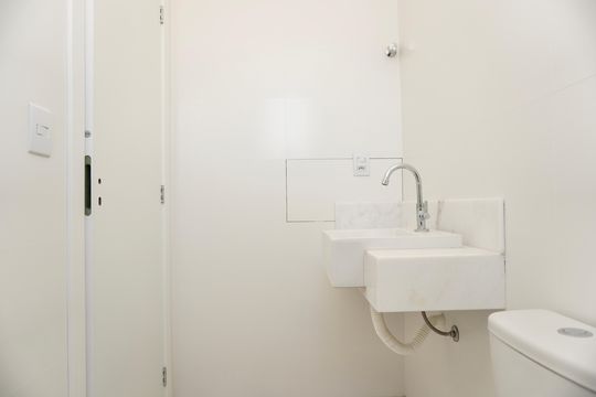 Suíte - Banheiro de apartamento à venda com 2 quartos, 64m² em Calafate, Belo Horizonte