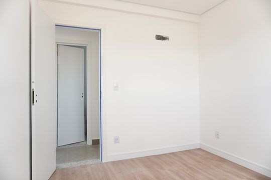 Quarto 1 de apartamento à venda com 2 quartos, 64m² em Calafate, Belo Horizonte