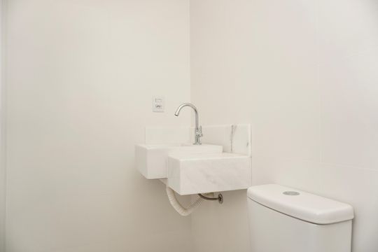 Banheiro Social de apartamento à venda com 2 quartos, 64m² em Calafate, Belo Horizonte