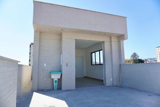 Área da Cobertura de apartamento à venda com 3 quartos, 117m² em Calafate, Belo Horizonte