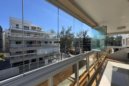 Suíte 2 - Varanda de apartamento à venda com 3 quartos, 172m² em Recreio dos Bandeirantes, Rio de Janeiro