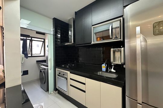 Cozinha de apartamento à venda com 2 quartos, 53m² em Jardim Belval, Barueri