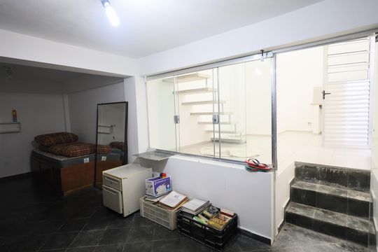 Quarto de casa para alugar com 1 quarto, 45m² em Santo Antônio, Osasco