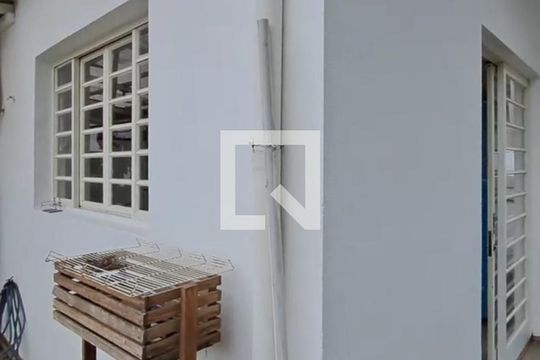 Casa para alugar com 4 quartos, 200m² em Barra Funda, São Paulo