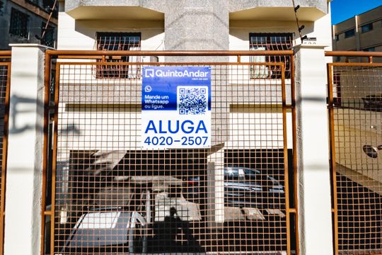 Placa de apartamento para alugar com 4 quartos, 100m² em São João Batista, Belo Horizonte