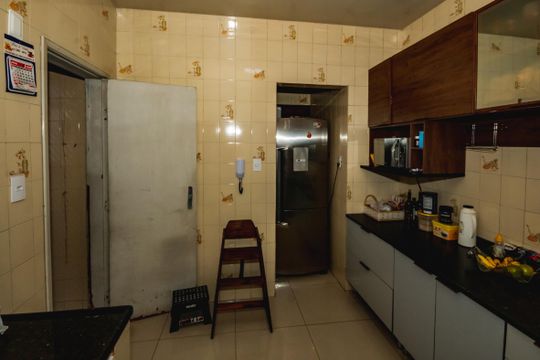Cozinha de apartamento para alugar com 4 quartos, 100m² em São João Batista, Belo Horizonte