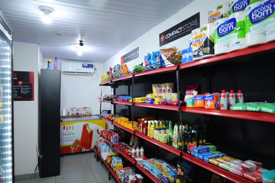 Área comum - Mercado de apartamento para alugar com 2 quartos, 42m² em Jardim Nélia, Ferraz de Vasconcelos