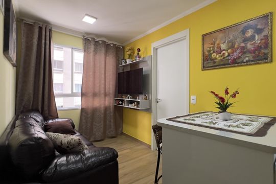 Sala de apartamento para alugar com 2 quartos, 36m² em Vila das Bandeiras, Guarulhos