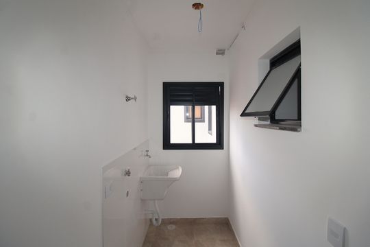 Sala / Cozinha de apartamento à venda com 2 quartos, 40m² em Jardim São Paulo, São Paulo