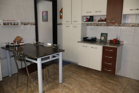 Cozinha de casa à venda com 2 quartos, 89m² em Vila California, São Paulo